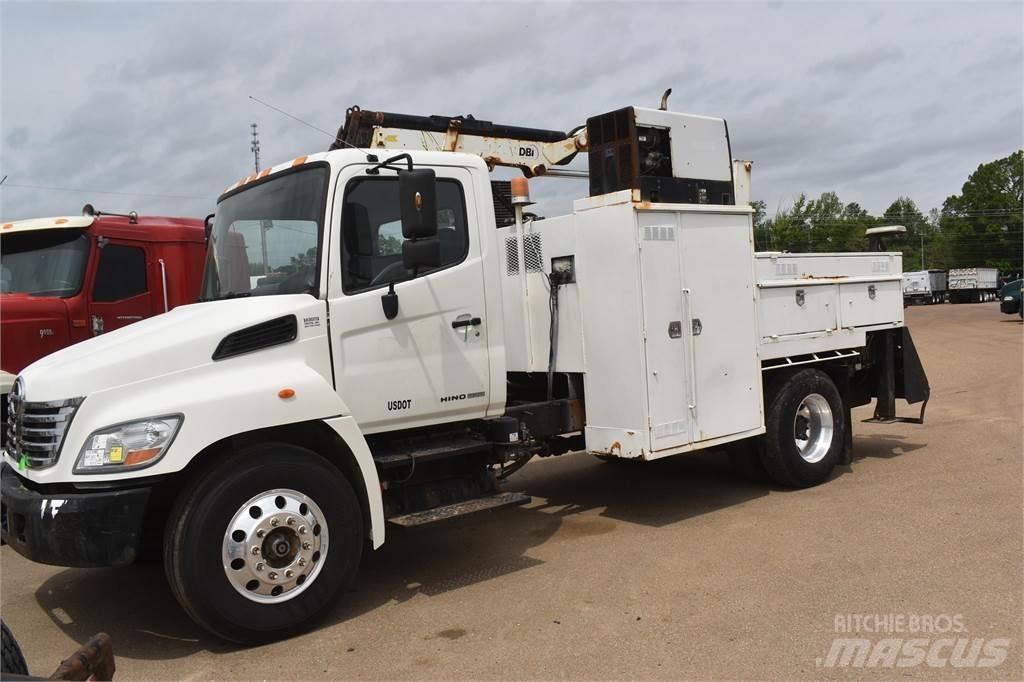 Hino 338 시립/다목적 차량