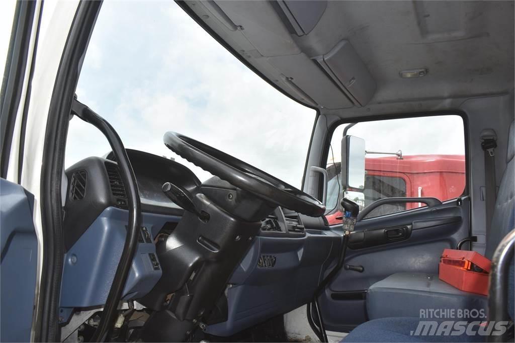 Hino 338 시립/다목적 차량