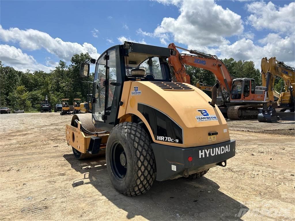 Hyundai HR70C 트윈 드럼 롤러