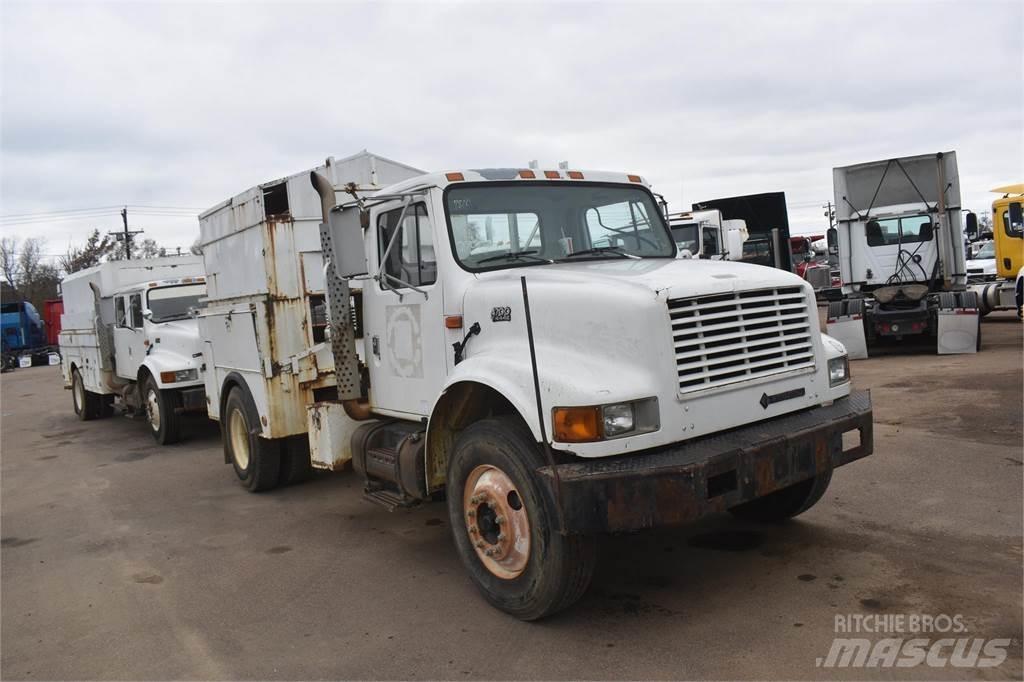 International 4700 시립/다목적 차량