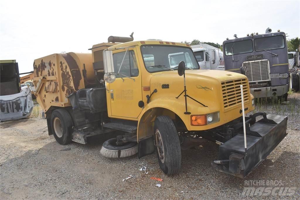 International 4700 청소 트럭