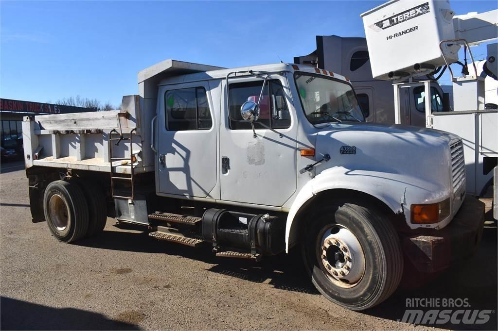 International 4700 덤프 트럭