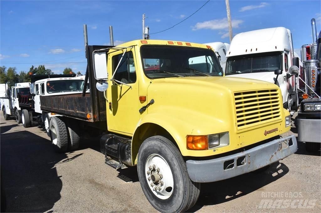 International 4900 덤프 트럭