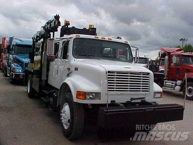 International 4900 시립/다목적 차량