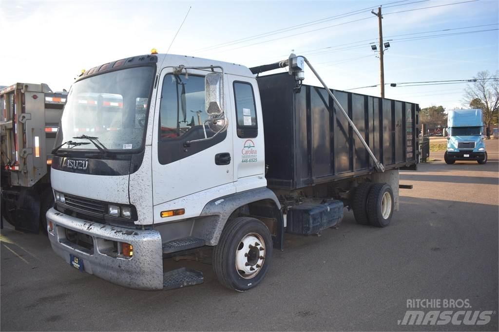 Isuzu FTR 덤프 트럭