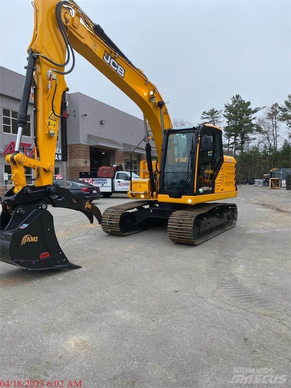 JCB 131X LC 대형 굴삭기 29톤 이상