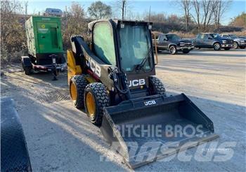 JCB 215  스키드로더