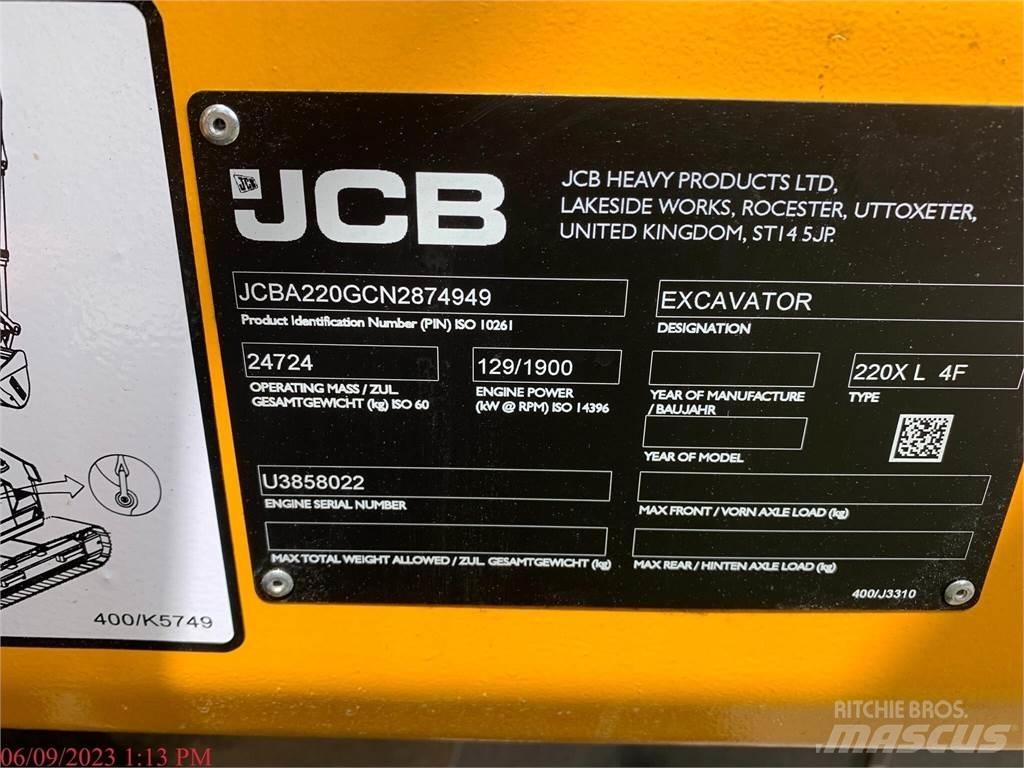 JCB 220X 대형 굴삭기 29톤 이상