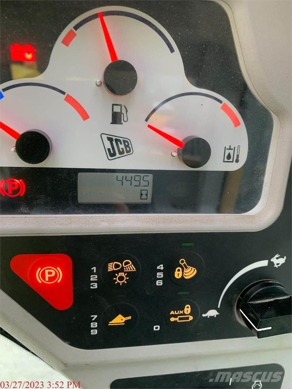 JCB 270  스키드로더