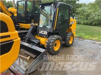 JCB 270  스키드로더
