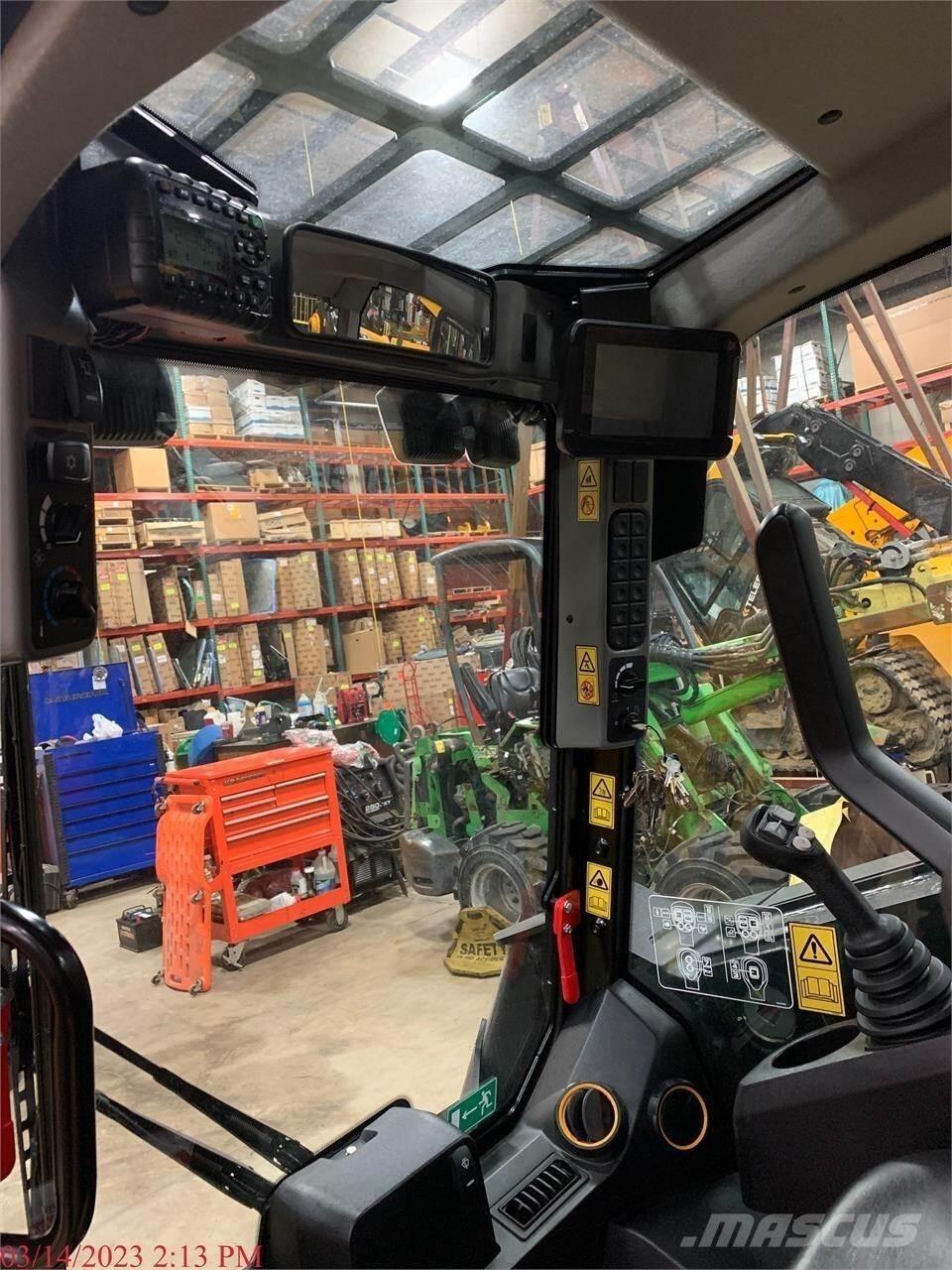 JCB 2TS-7T  스키드로더
