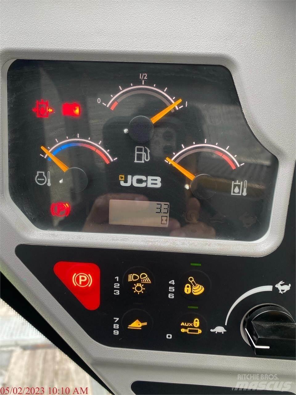 JCB 300  스키드로더