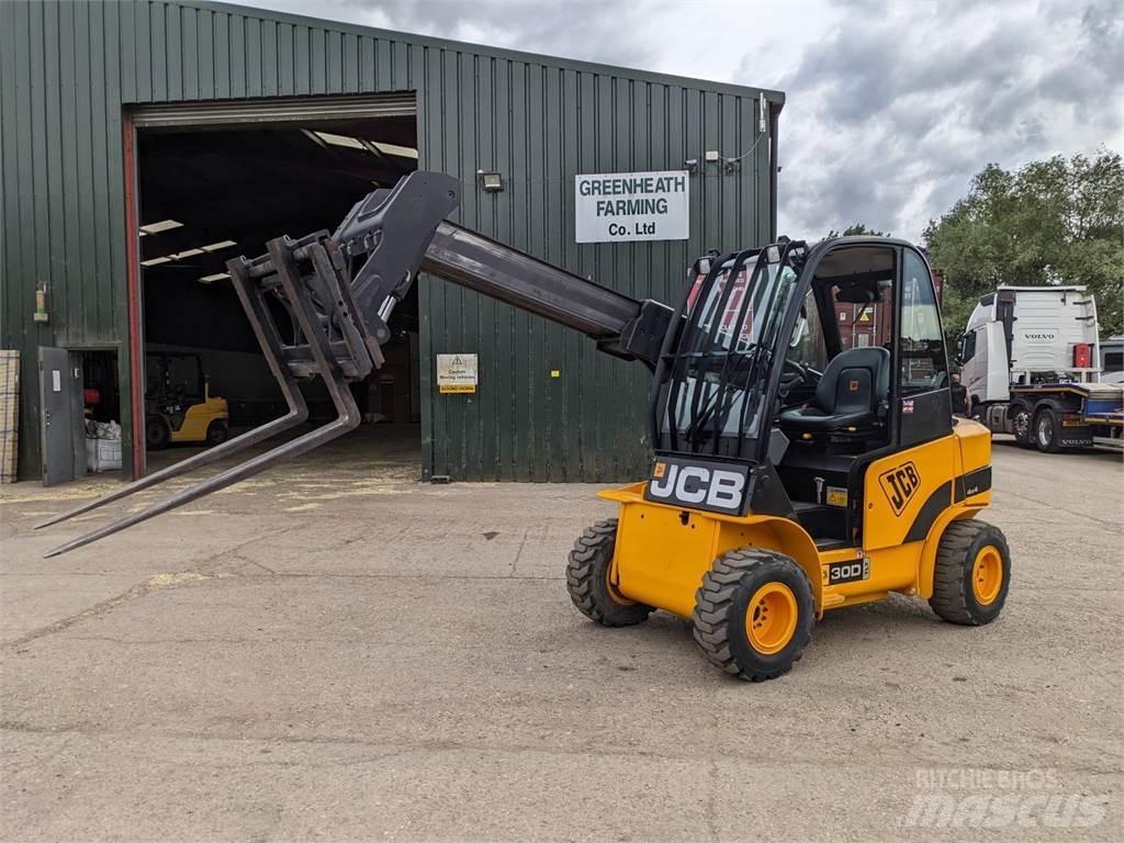 JCB 30D 텔러 핸들러
