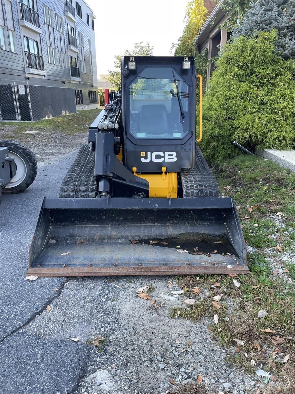 JCB 3TS-8T  스키드로더