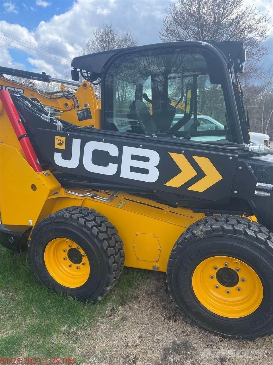 JCB 3TS-8W  스키드로더