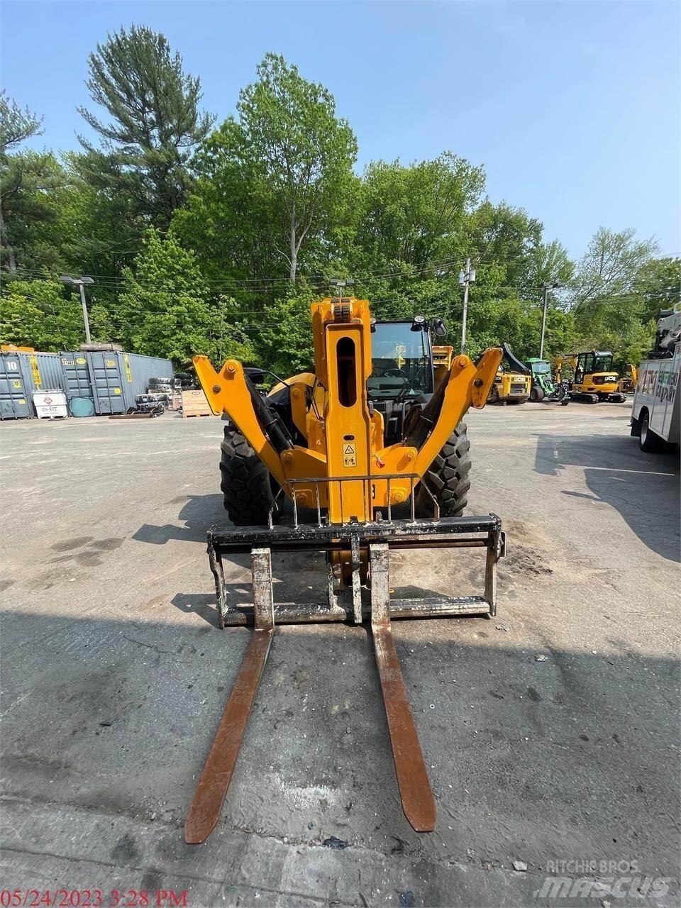 JCB 510-56 텔러 핸들러