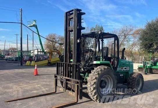 JCB 930 험지용 트럭