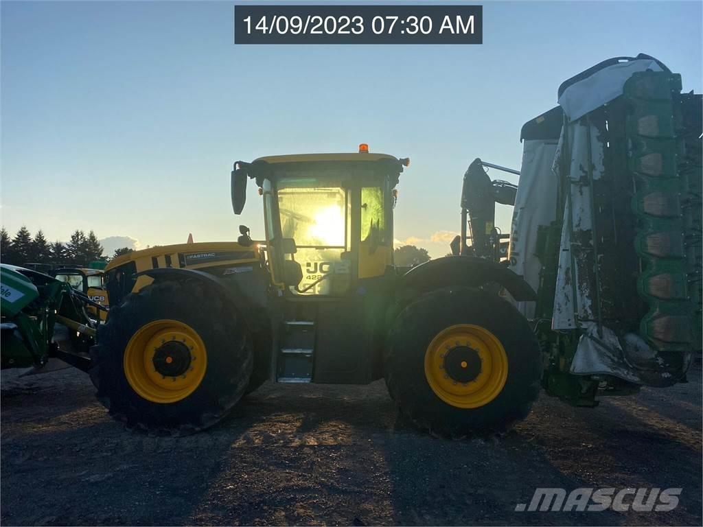 JCB FASTRAC 4220 트랙터