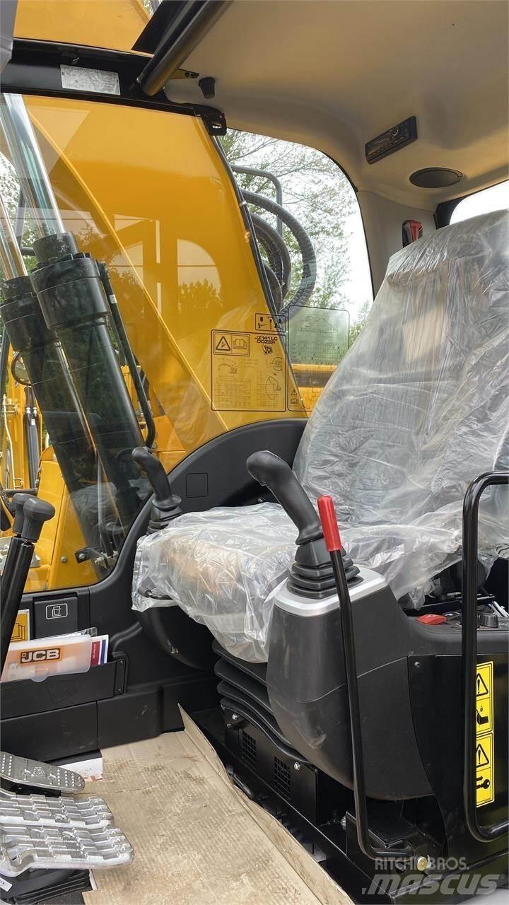 JCB JZ141 LC 대형 굴삭기 29톤 이상