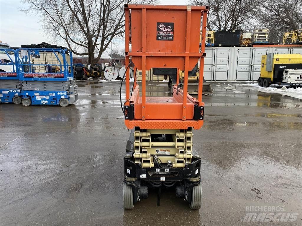 JLG 1932R 가위형 리프트