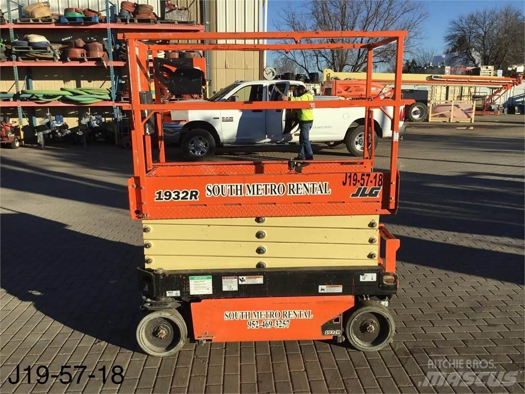 JLG 1932R 가위형 리프트