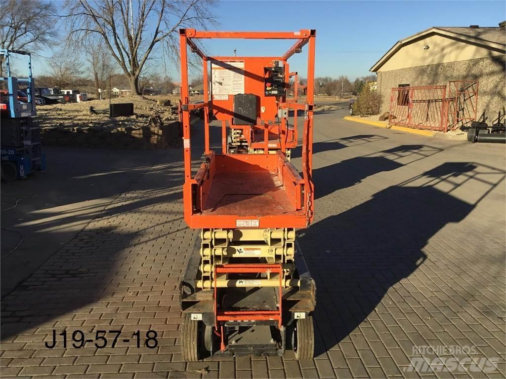 JLG 1932R 가위형 리프트