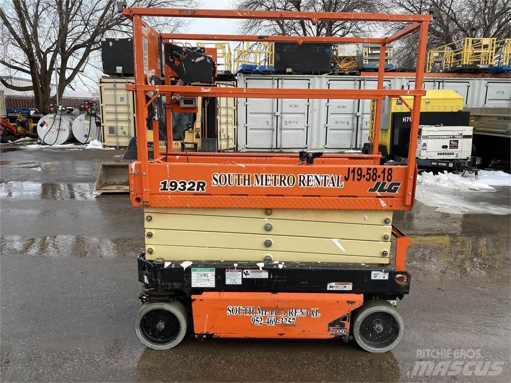 JLG 1932R 가위형 리프트