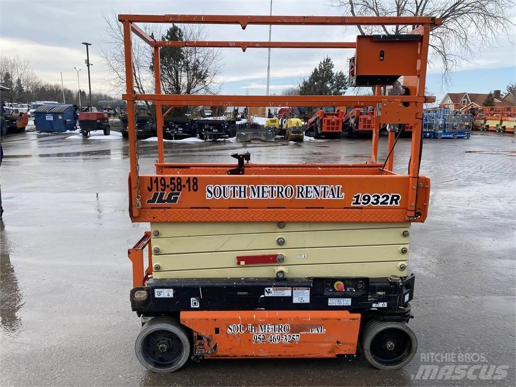 JLG 1932R 가위형 리프트