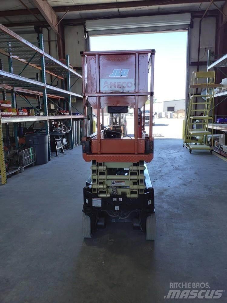 JLG 1932R 가위형 리프트