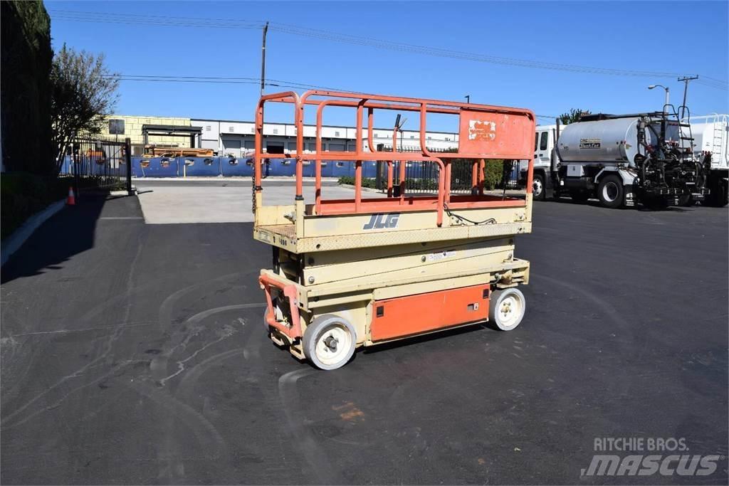 JLG 2033E 가위형 리프트