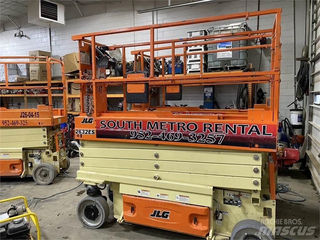 JLG 2632ES 가위형 리프트