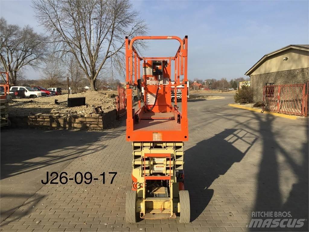 JLG 2632ES 가위형 리프트