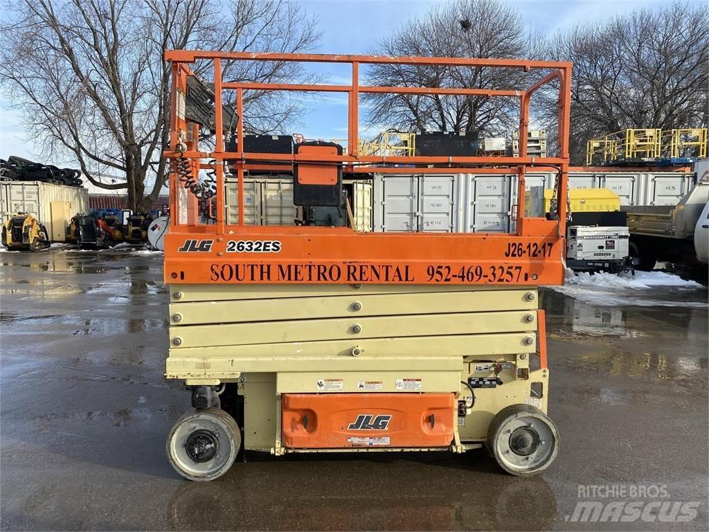 JLG 2632ES 가위형 리프트