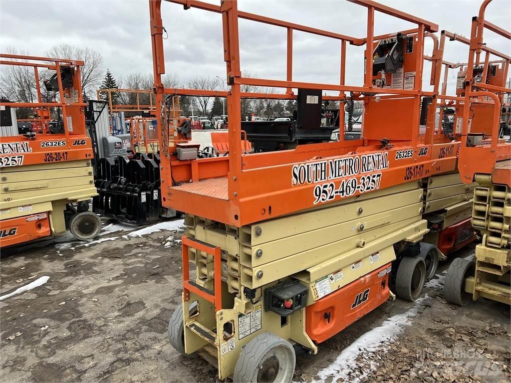 JLG 2632ES 가위형 리프트