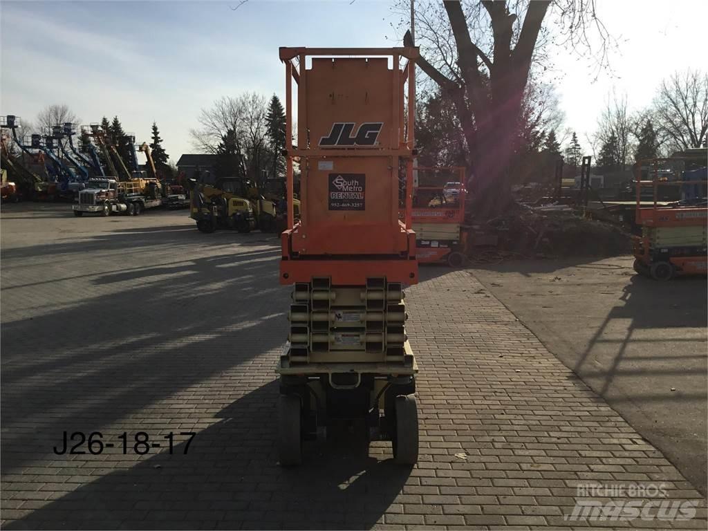 JLG 2632ES 가위형 리프트