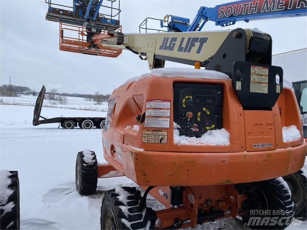 JLG 400S 견인식 전동이동 리프트