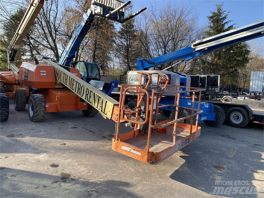 JLG 600S 견인식 전동이동 리프트