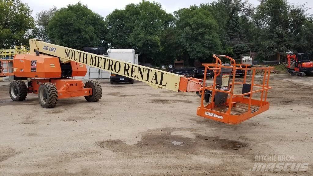 JLG 800S 견인식 전동이동 리프트