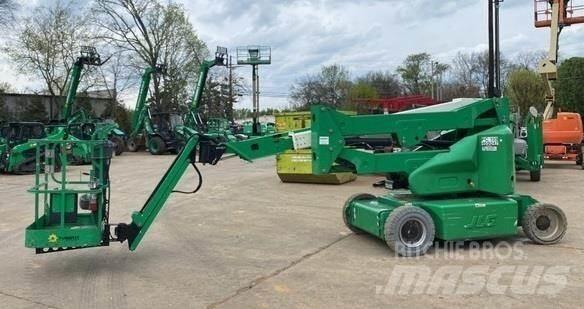 JLG E400AJPN 관절형 전동이동 리프트