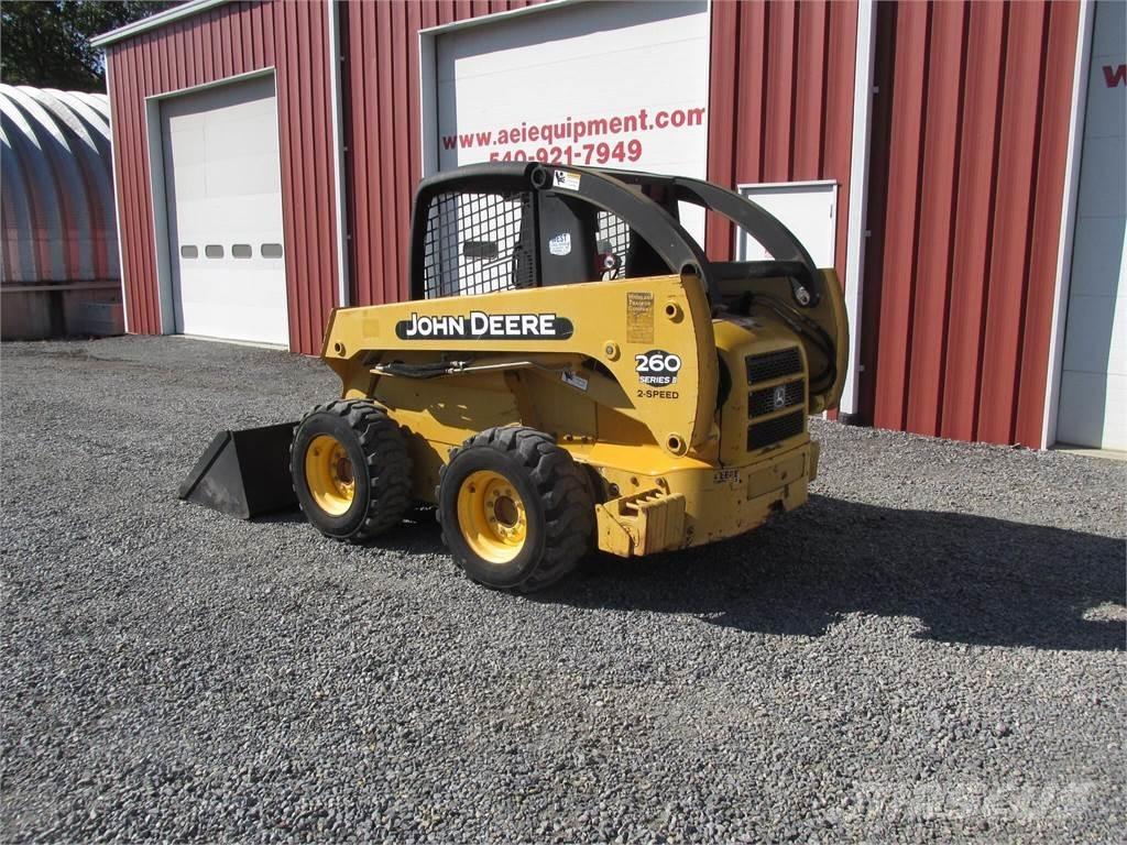 John Deere 260 II  스키드로더
