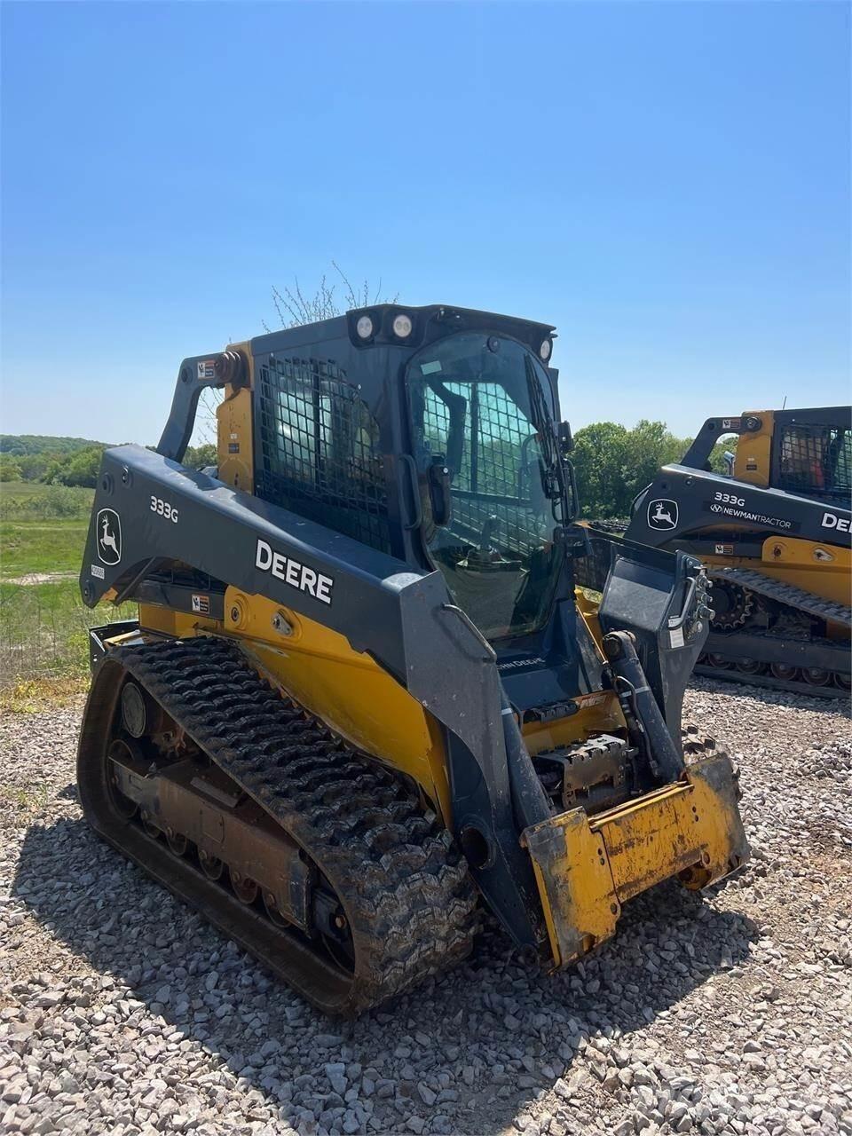 John Deere 333G  스키드로더