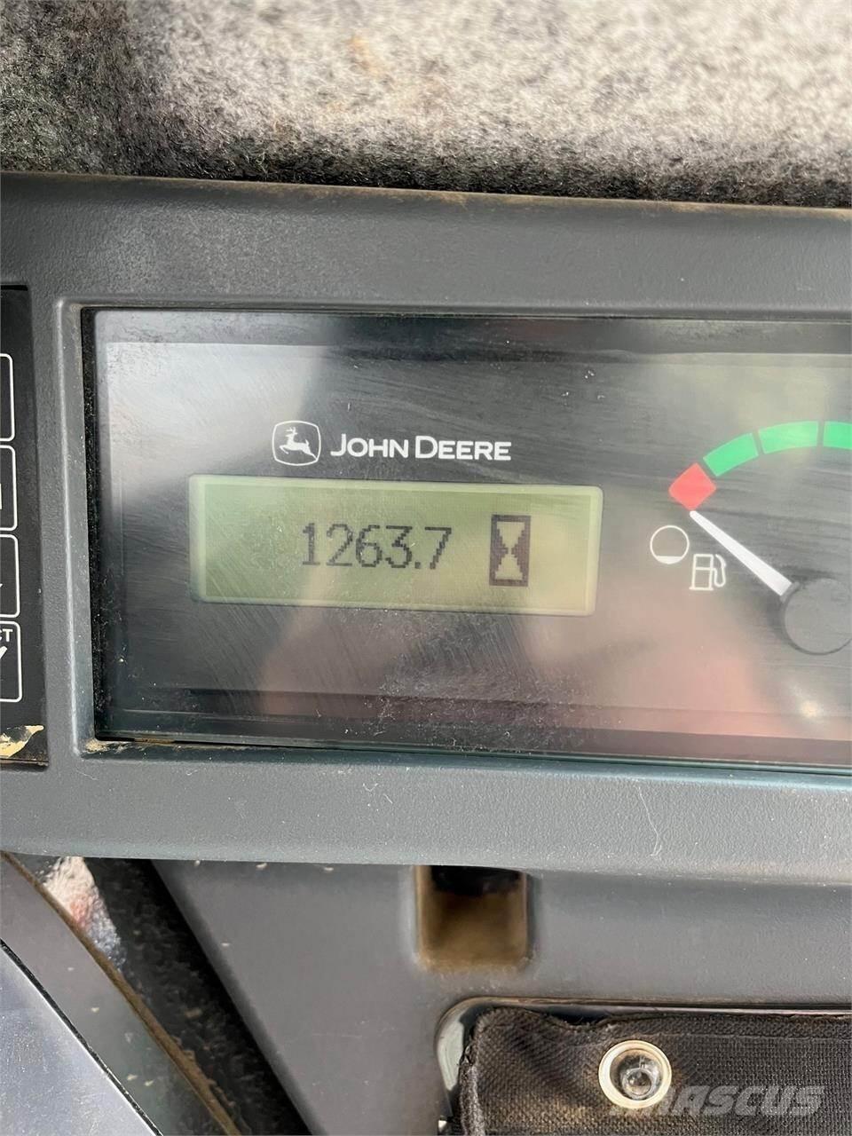 John Deere 333G  스키드로더