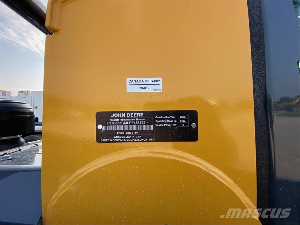 John Deere 333G  스키드로더