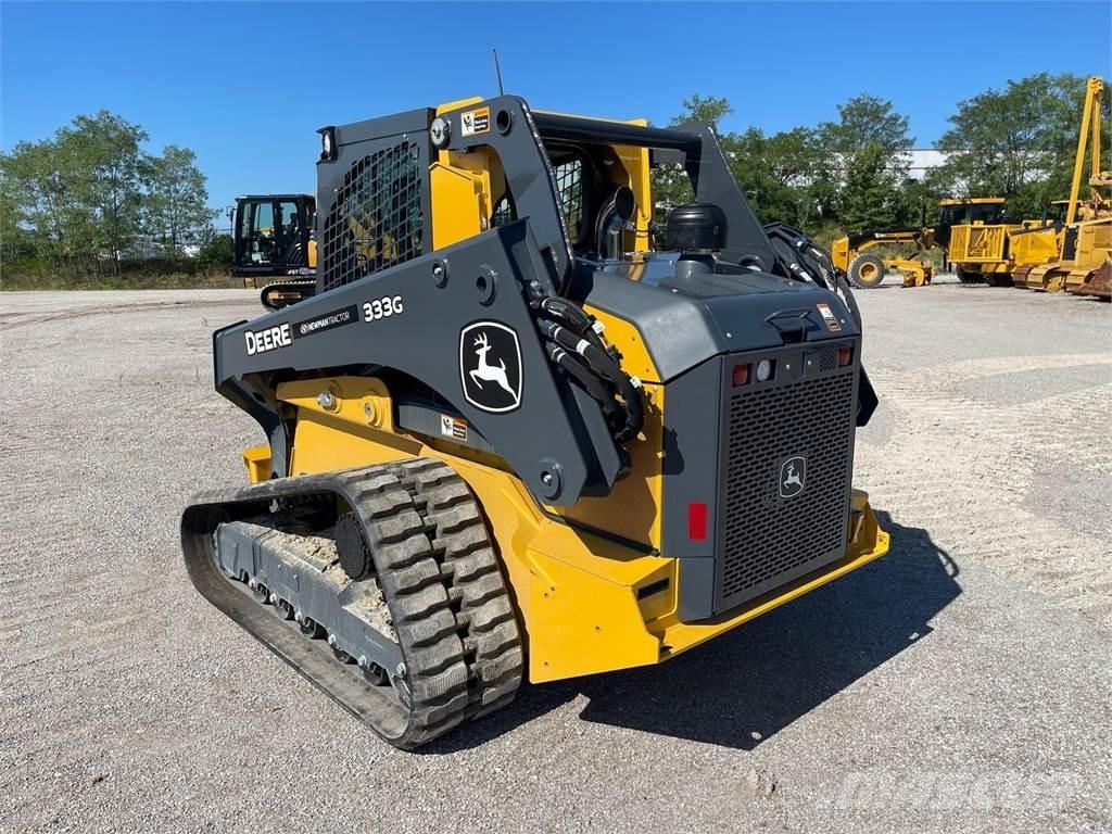 John Deere 333G  스키드로더