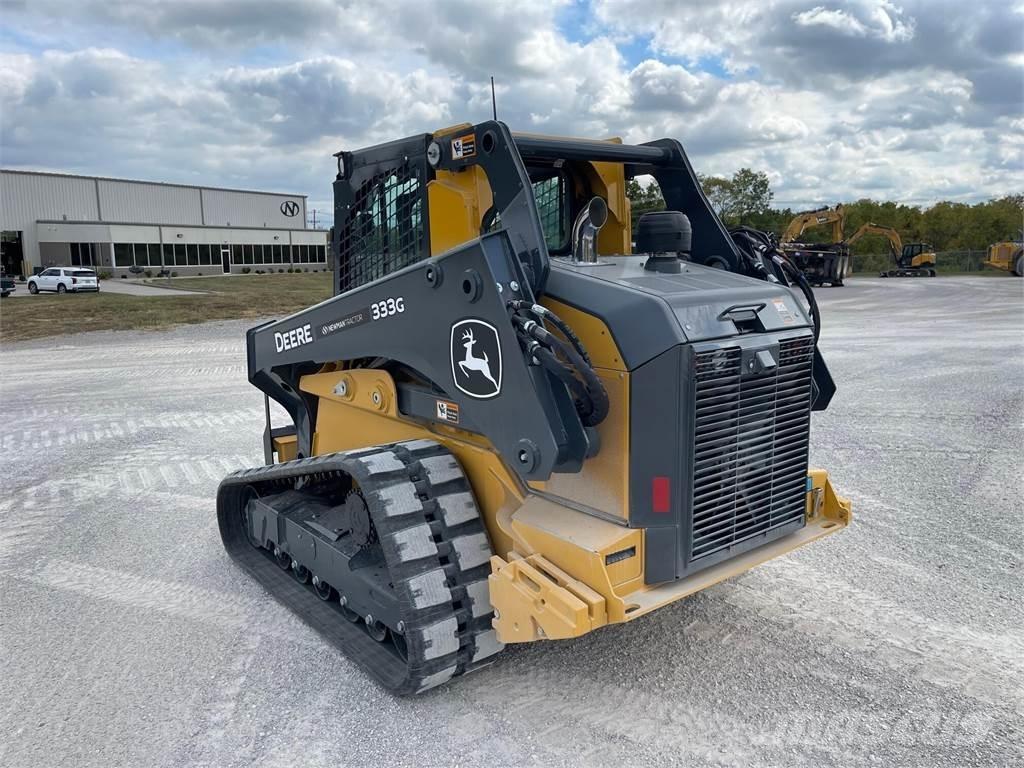 John Deere 333G  스키드로더