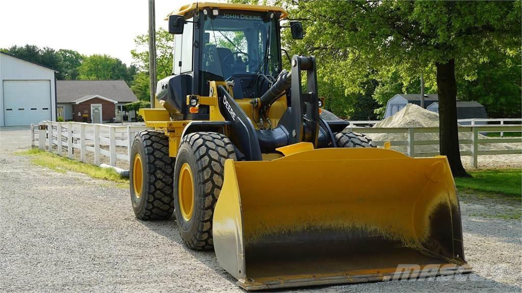 John Deere 524P  휠로우더