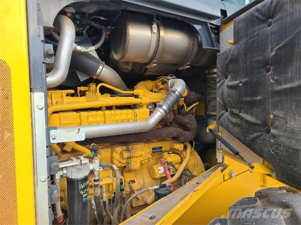 John Deere 644K  휠로우더