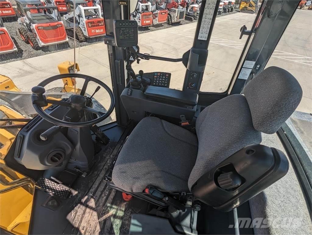 John Deere 644K  휠로우더