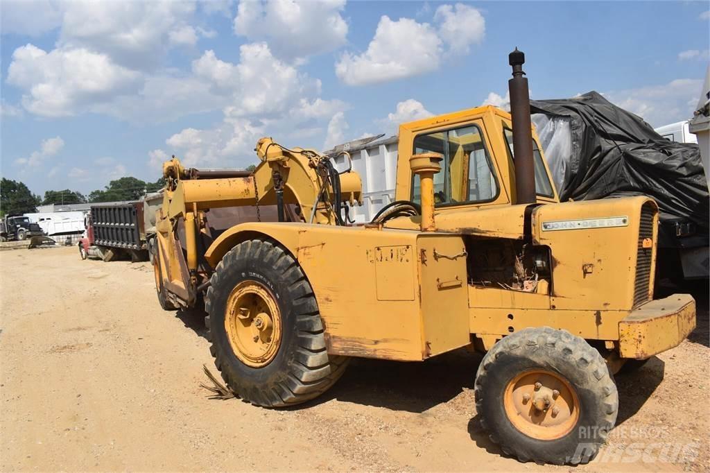 John Deere 760A 스크레이퍼