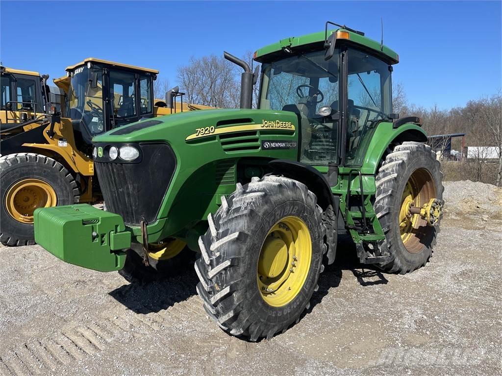 John Deere 7920 트랙터